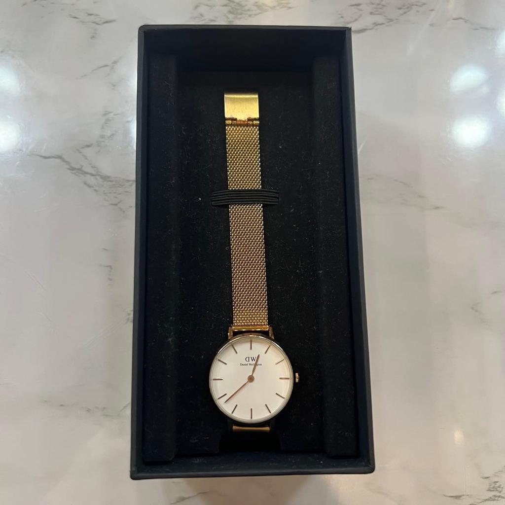 Used [Daniel Wellington] Gold mesh 24mm
