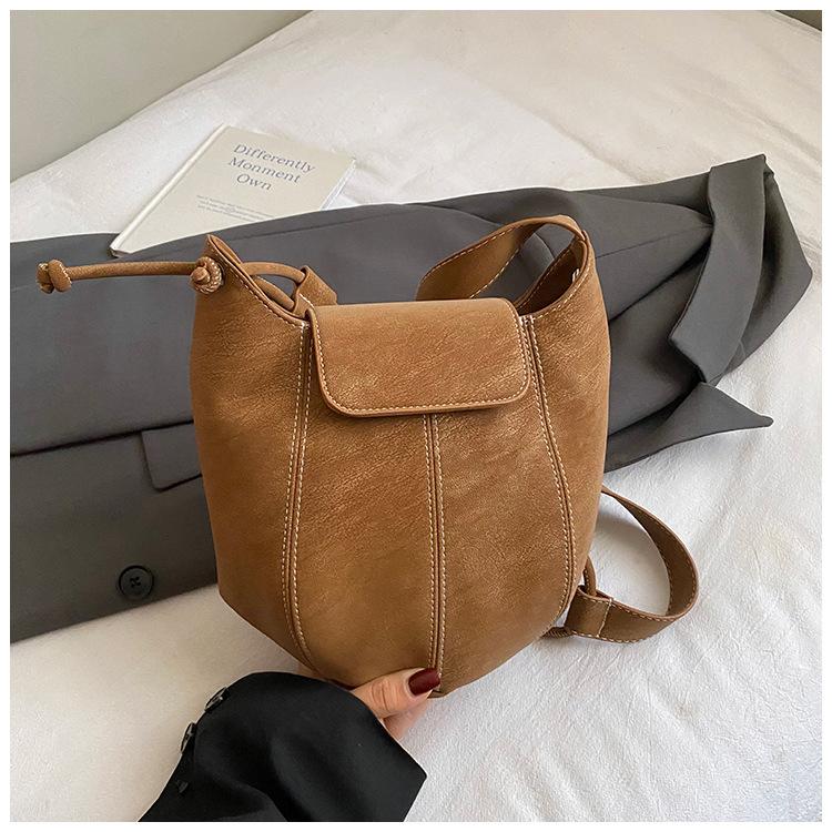 

Зимова нова проста повсякденна матова замшева сумка-відро жіноча високої цінності модна нішева коса сумка через плече жіноча коричневий