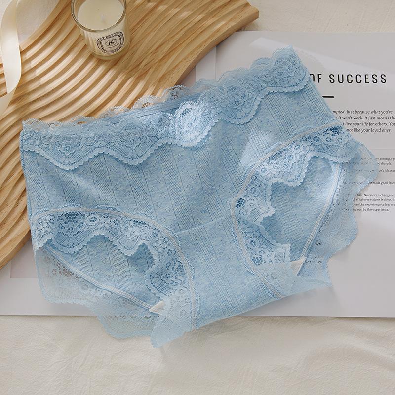 Ladies Spring and Summer New Sexy Lace Extended Crotch Waist Triangle Briefs