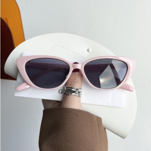 

Stylishable Pink Sweet Cat-Eye Sunglasses Latest UV Protection Sunglasses Outdoor Skiing Sunscreen Classic Style Sunglasses Glasses Women
