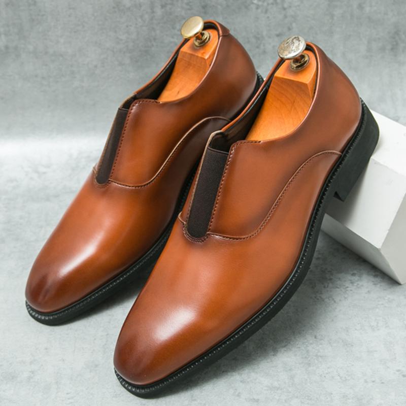 Fashion British New Pointed Brown Black Business Casual Shoes For Men Formal Wedding Prom Dress Homecoming Pageant Zapatillas Hombre