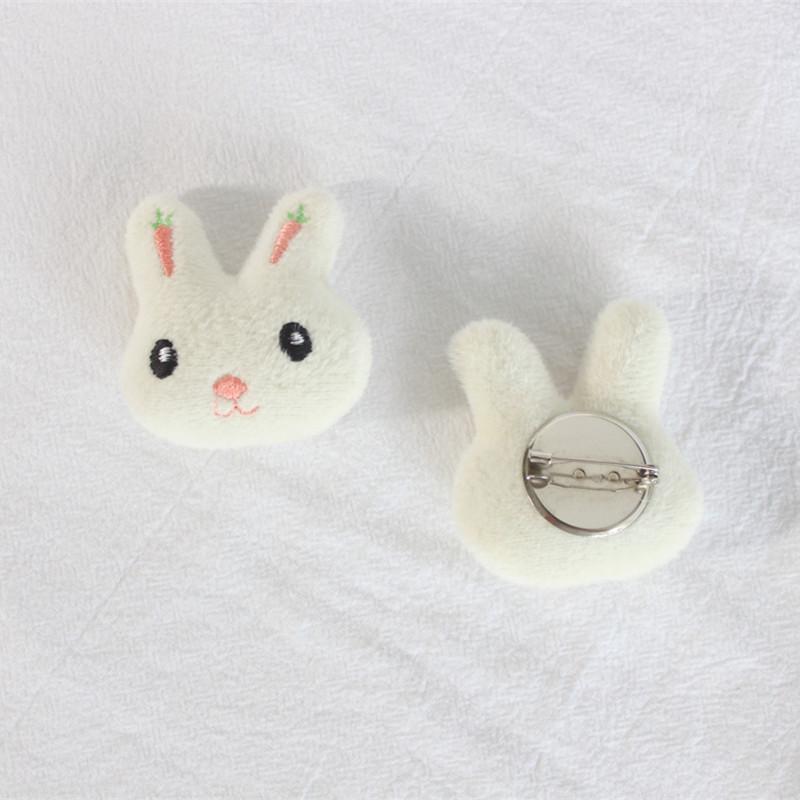 Adorable White Bunny Carrot Brooch - Cute Plush Rabbit Accessory for Bags, Hats, and Clothes