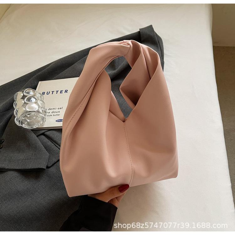 Lazy wind casual cloud bag commuter style women's bag 2025 spring and summer new trend personality simple handbag bag for women