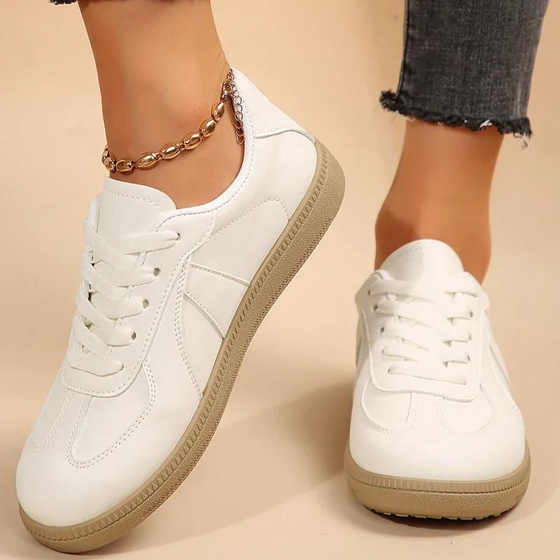 Lightweight Comfort Flat Shoes for Women 2025 Autumn Thick Sole Lace Up Sneakers Woman Breathable Non Slip Platform Casual Shoes