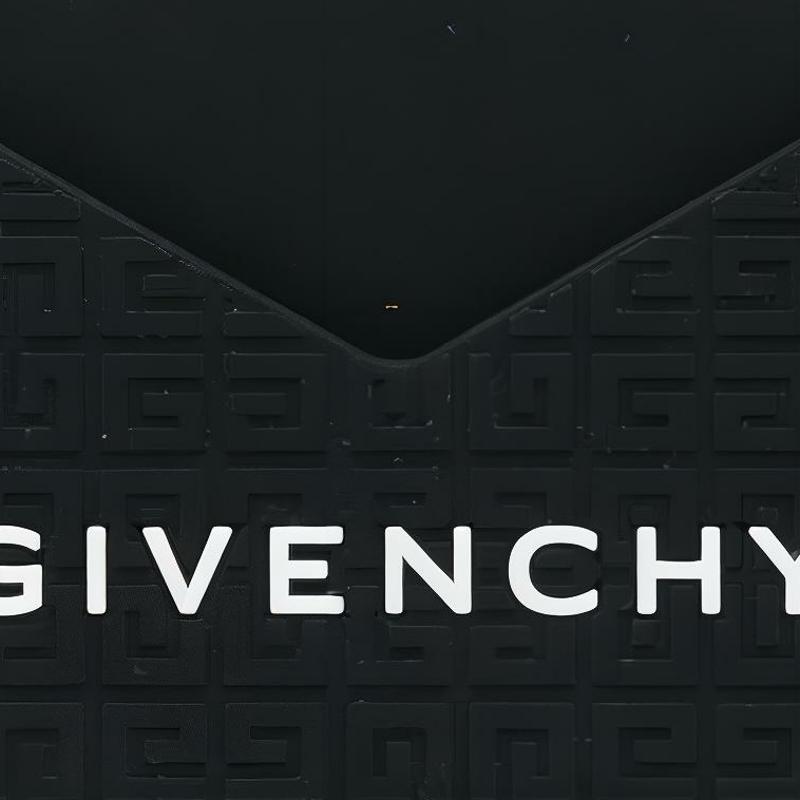 Givenchy Micro 4G Logo Textured Open Closure Rubber Card Holder Men Accessories Black BK60EJK1QP-001