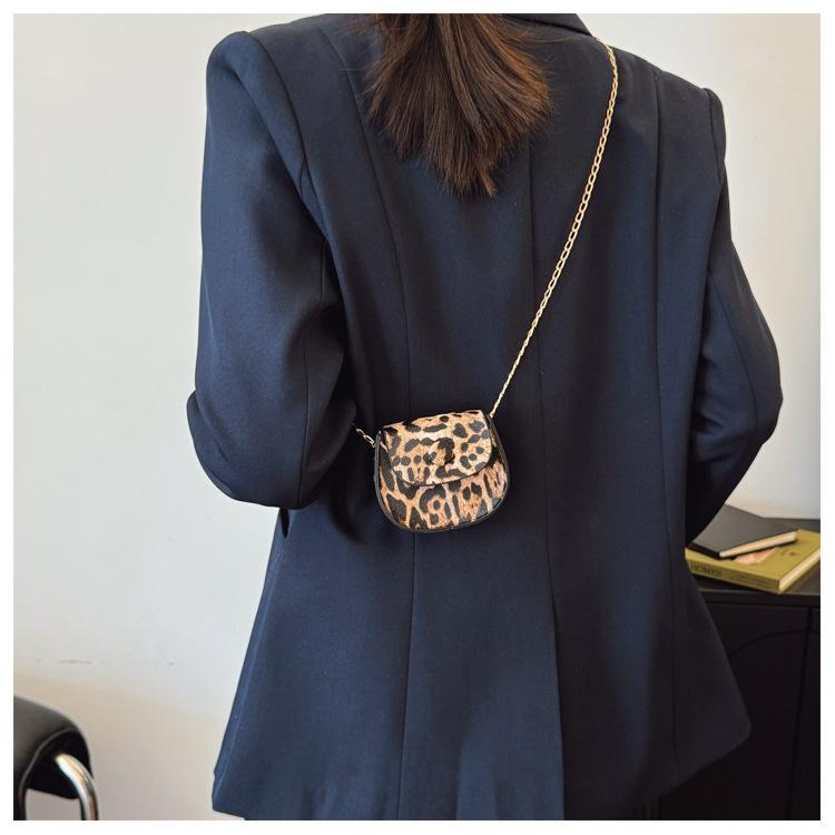 Koreanischer Stil Leopardendruck Satteltasche Modische Kette Schulter Crossbody Tasche