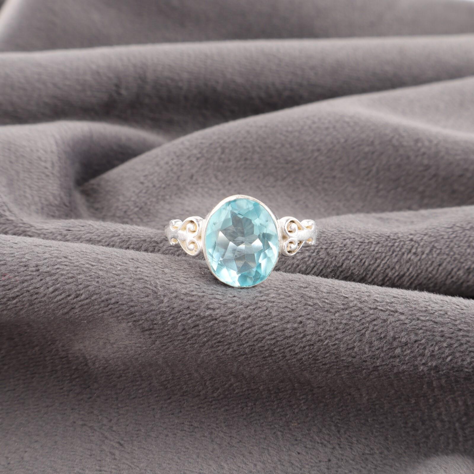 

Небесно-голубой топаз Драгоценный камень925 Стерлинговое серебро Ювелирное изделие Кольцо ручной работы для женщин RR-66-9 9.5