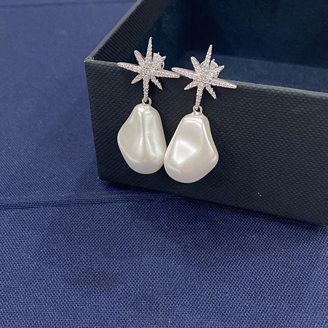 

Модные новые серьги с серебряным барочным жемчугом David Star, модные элегантные серьги с кристаллами для женщин Zk30