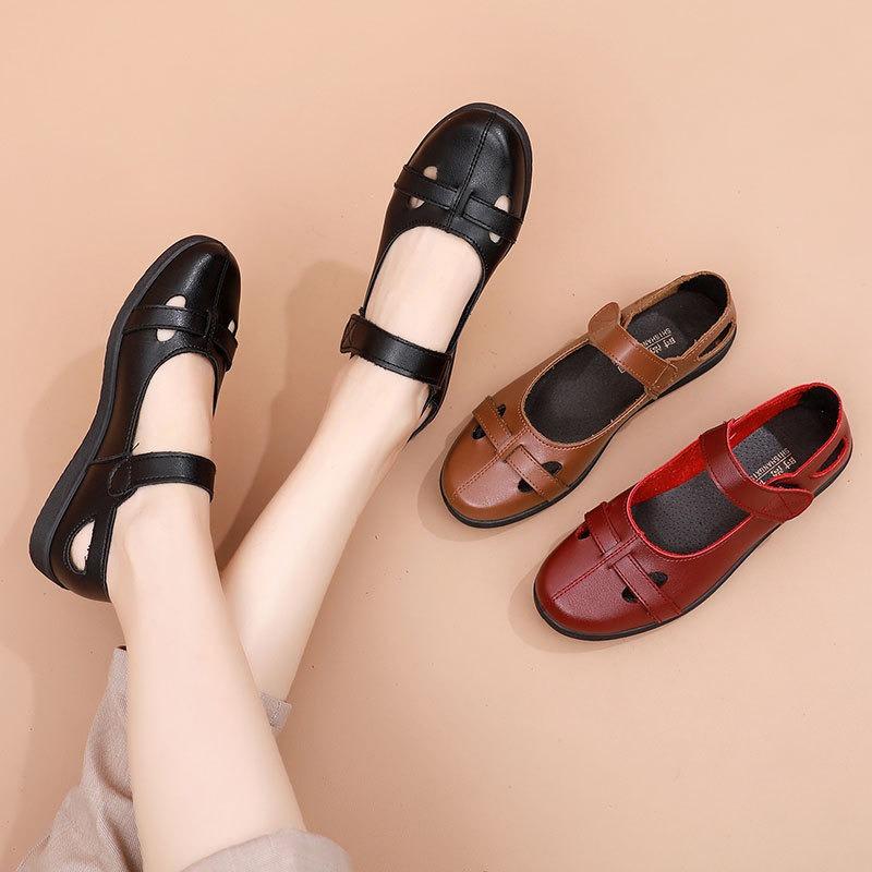 Baotou hollow shoes sandals women's summer flat-soled medium and old leather shoes non-slip soft-soled elderly hole work shoes