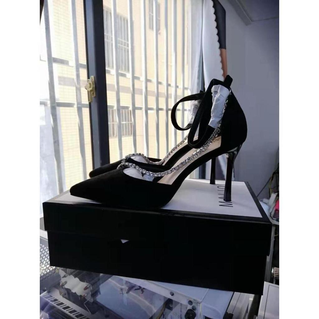 Sandálias de salto alto pretas femininas 2025 novo temperamento Muse Fan Celebridade da Internet senso de design senso de design nicho sandálias stiletto