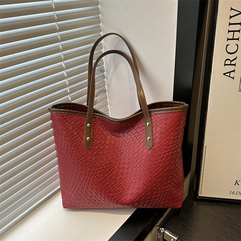 European Style Woven Faux Leather Tote Bag for Women, New Fashionable Large Capacity Shoulder Handbag, Casual Daily Commute Bag CLE