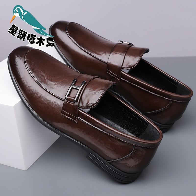 2025 Autumn New Men's Business Casual Leather Shoes Men's Soft-soled Hand-scratched Foot Leather Shoes