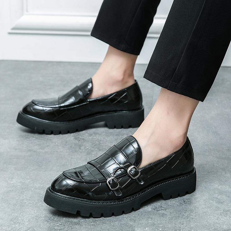 New large size double pin buckle loafers men's patent leather glossy thick heel loafers men's hairstylist casual leather shoes