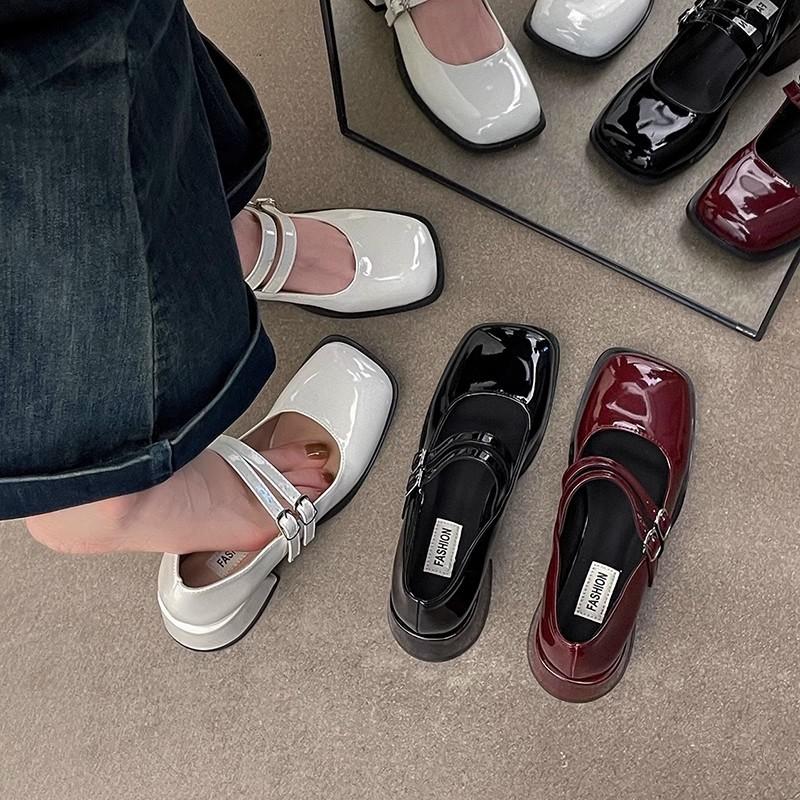 French thick heel temperament retro single shoes women's 2025 spring and summer new fashion gentle square head shallow mouth Mary Jane shoes tide