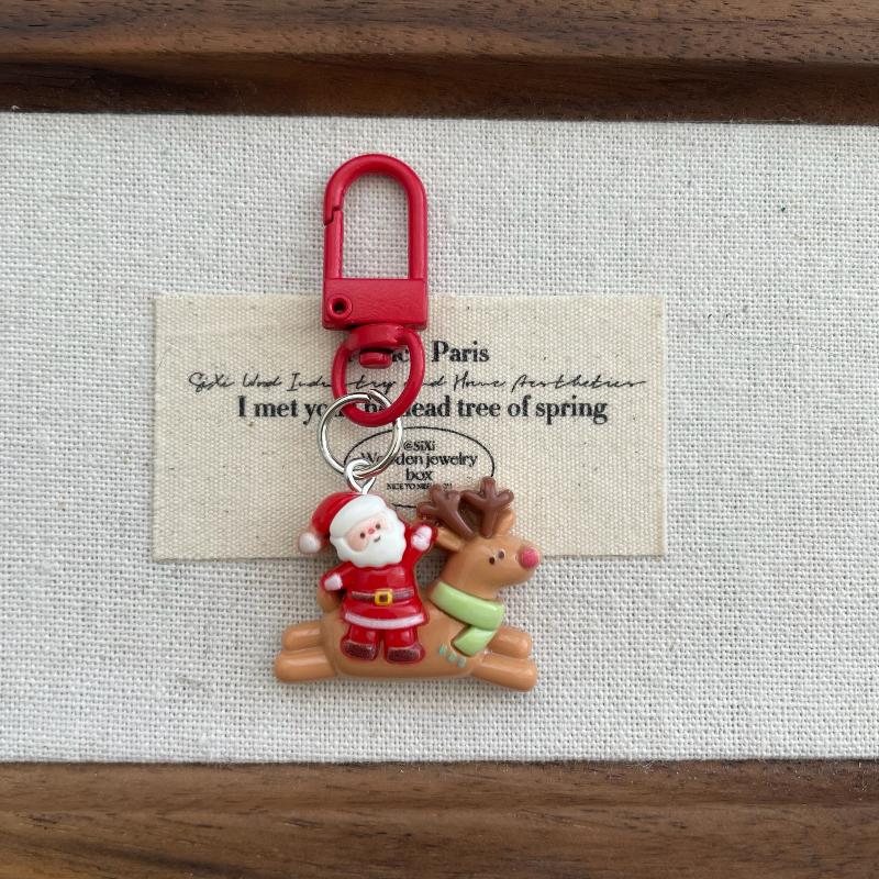 1/5Pcs Cartoon Elk Santa Claus Pendant Keychain Cute Resin Ornament for Student Backpack Christmas Party Small Gift Idea