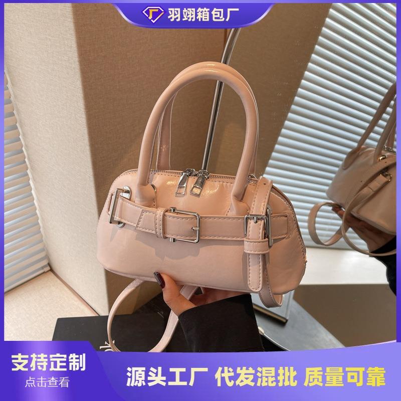 High-end Bag Women's New Summer Popular Versatile Messenger Bag Fashion Portable Small Bag