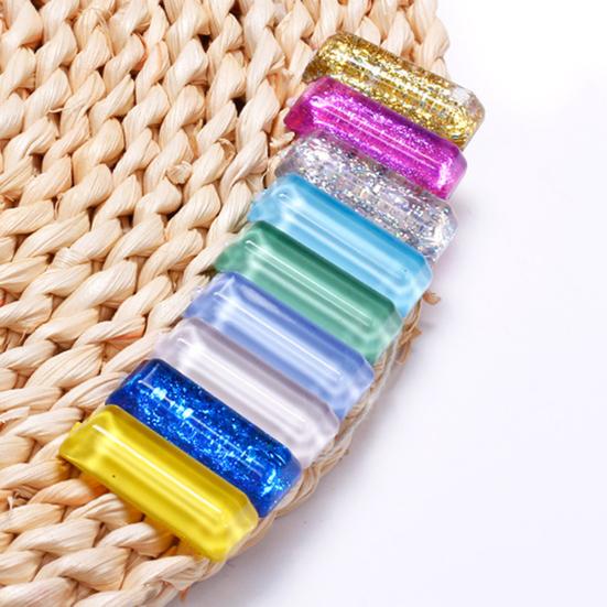 Umweltfreundliche Nagelfarbkarten. Einfach zu verwendendes farbiges Nail-Art-Werkzeug