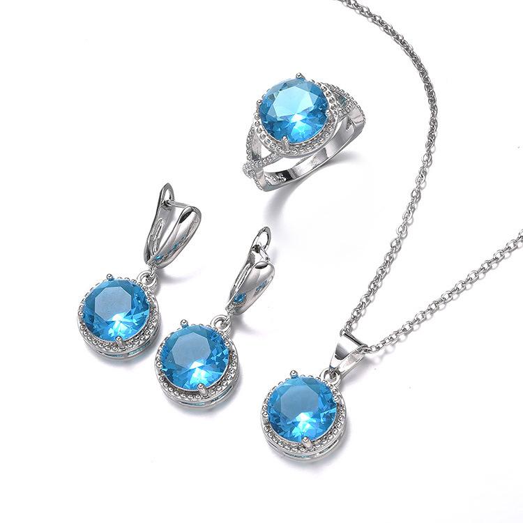 Hot Jewelry Set Female Zircon Necklace Earrings Ring Set of Three Simple Round Jewelry Set.