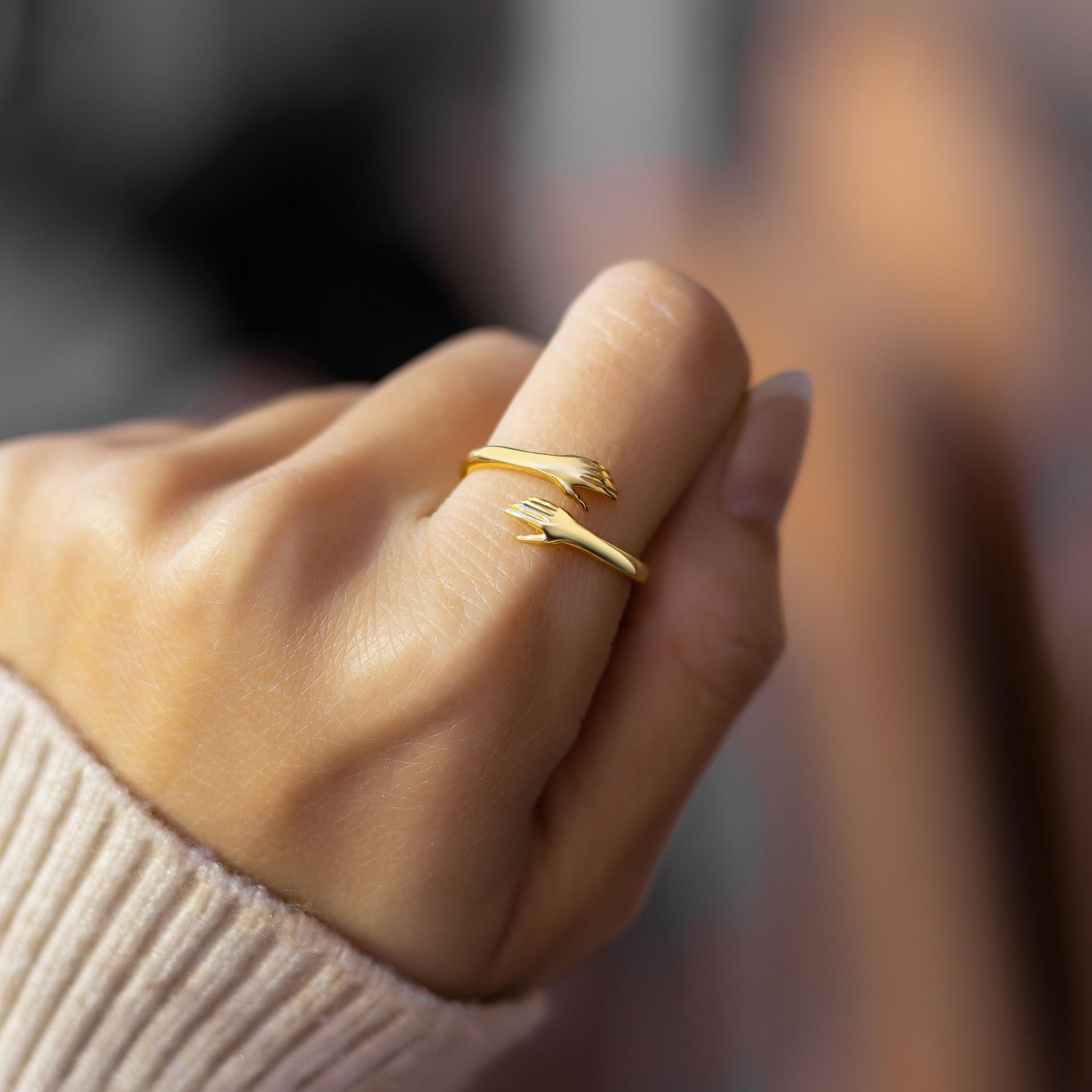 

Adjustable Open Embrace Ring Fashion Fresh Couple Matching Rings Creative Personality Design adjustable open ring