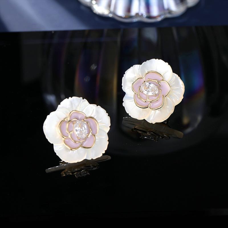 Ladies' Light Luxury Design Elegant Niche Enamel Camellia Earrings Fashionable And Versatile Niche Design Flower Earrings