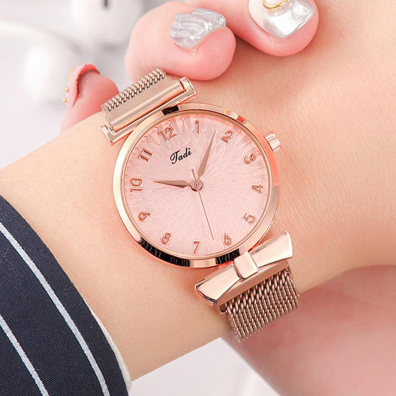 Wristwatch Quartz Magnetic Strap Bracelet Watch for Women Clock
