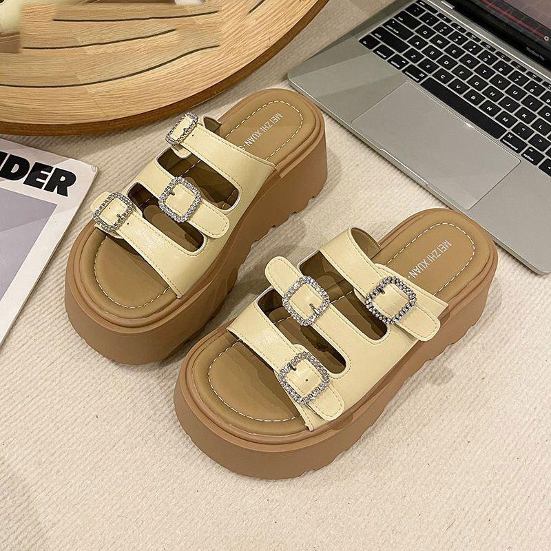 Small Thick Bottom Heightening Cool Slippers Women Wear 2025 Summer New Internet Celebrity Rhinestone Muffin High Heel One-word Drag