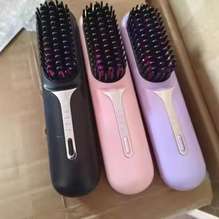 Multi-function Portable Heated Straightening Brush Rechargeable Mini Ionic Hot Hair Comb Cordless Hair Straightener Brush 110-120 V чёрный