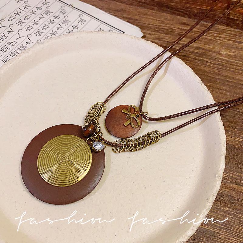 Colier Etnic Stil Ghioc de Stejar: Accesoriu de îmbrăcăminte unisex din bumbac și in țesut manual