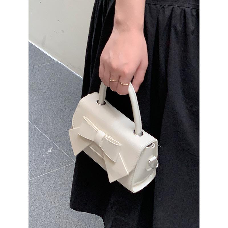 

Popular Bow Bag for Women In Autumn and Winter New High Quality Texture One-shoulder Crossbody Handheld Small Square Bag for Women