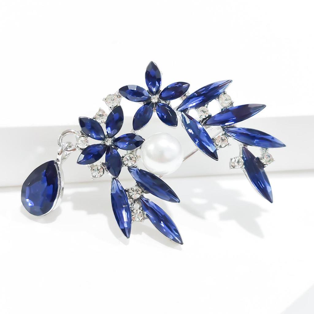 Elegant Sea Blue Floral Brooch: Luxurious Corsage in National Style with Crystal Accents for High-End Suits