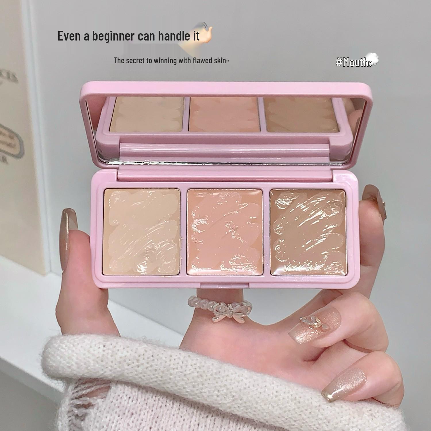 SHAQINUO Бесшовная трехцветная палитра консилеров: Маскирует шрамы от акне, темные круги, носогубные складки и выравнивает цвет лица