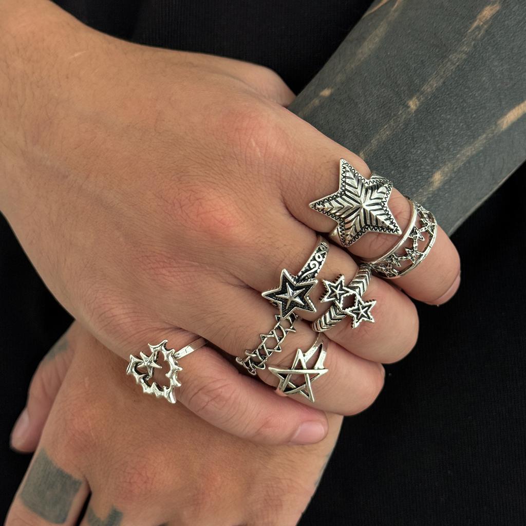 Hip-Hop Personality Thorn Heart Ring for Men, Fashionable Niche Five-Pointed Star Index Finger Ring, Men's Jewelry