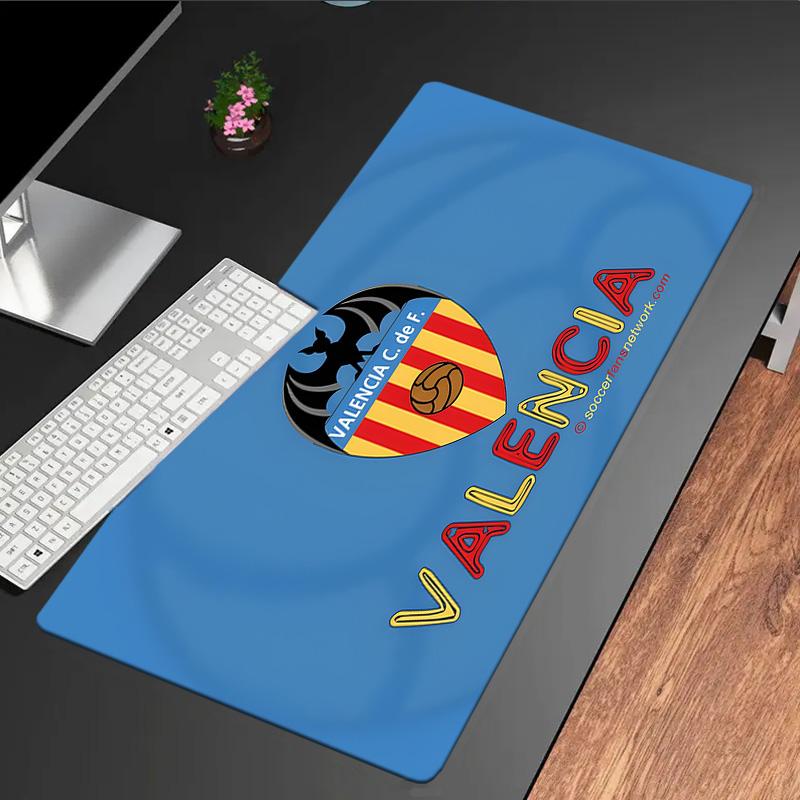 Valencia Crest Design Mouse Pad, Rubber Base, Mouse Pad for Gamers and Office Use, Gaming Desk , Easy To Clean Mat Christmas Fan Gifts