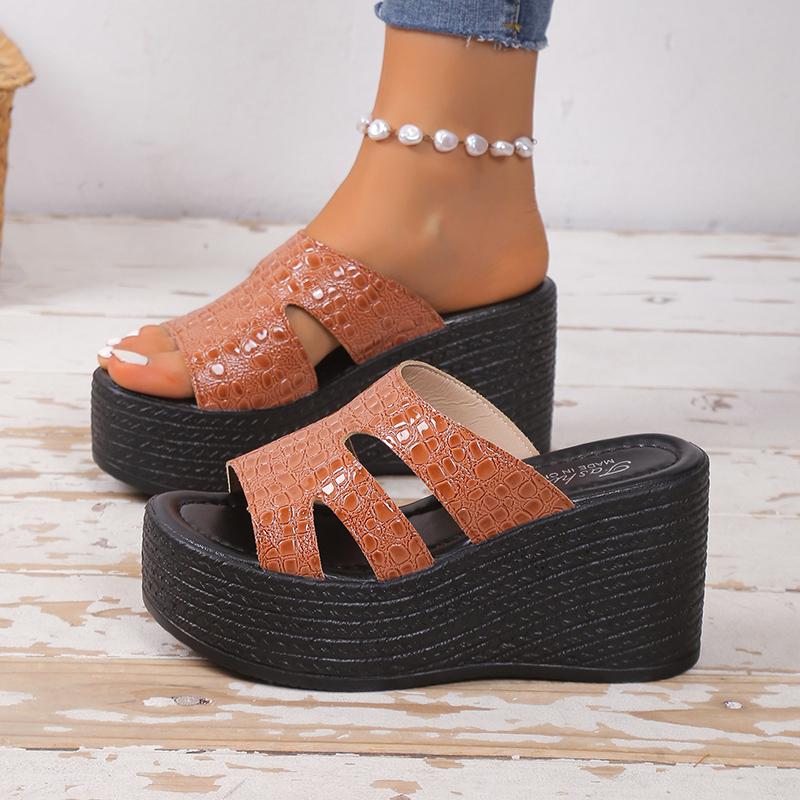 Módní letní dámské pantofle na klínku, platformě, plážové žabky, sandály, trendy pantofle na vysokém podpatku, dámské ležérní pohodlné nazouváky