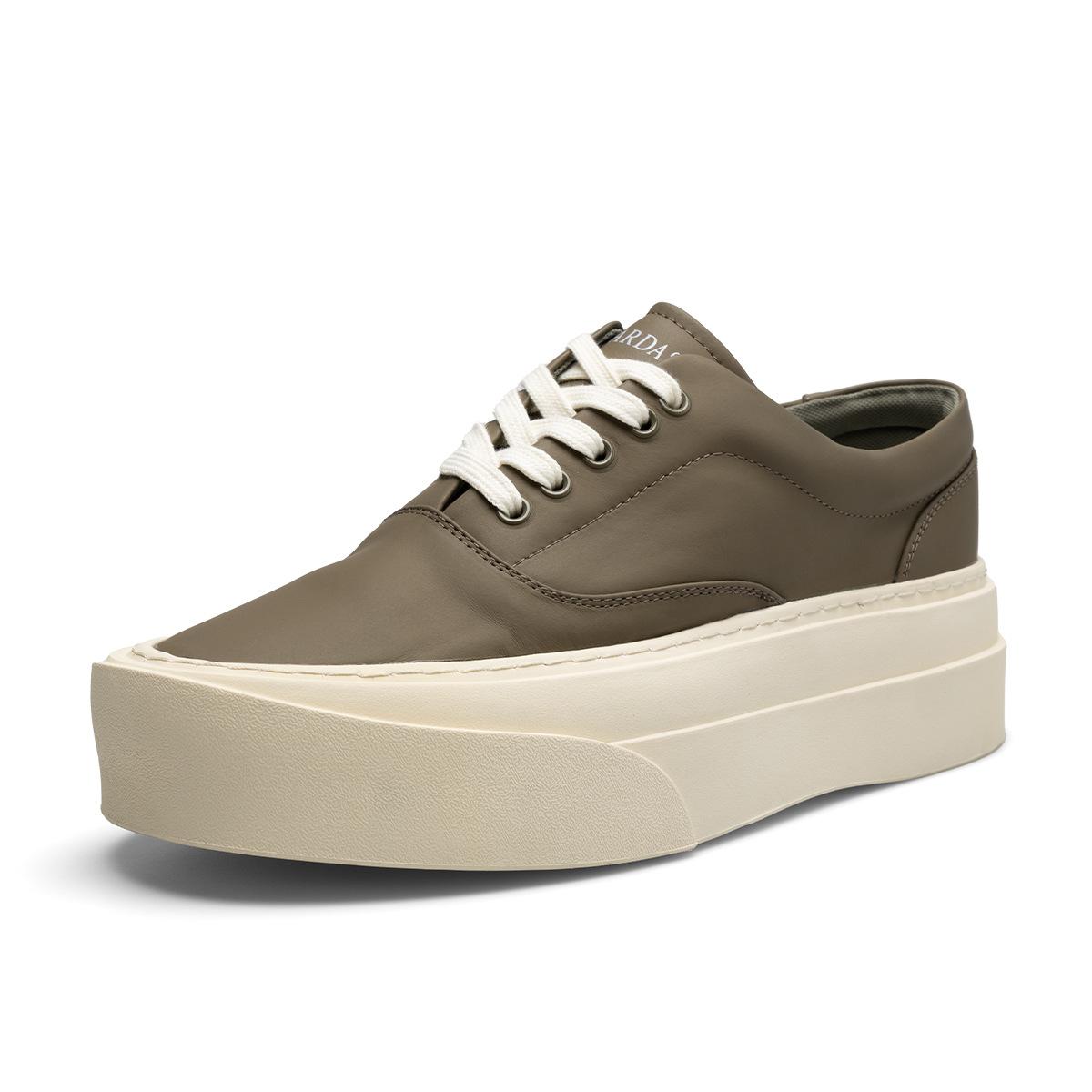 

2025 direct supply men s shoes 2025 spring and summer new simple wind heightening board shoes wear-resistant platform casual shoes 44