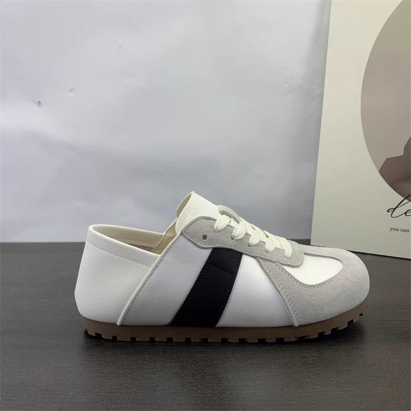 2025 spring and autumn matte soft-soled sports moral training shoes women's versatile round head casual leather cloth splicing Forrest Gump single