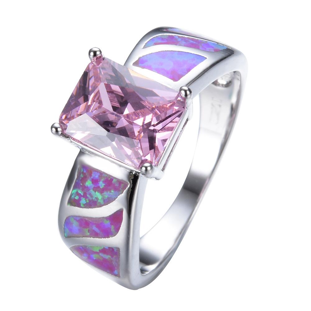 10KT Block Diamond Fashionable and Simple Temperament Ring