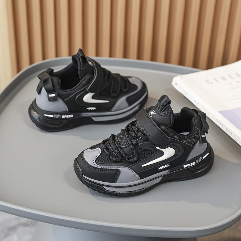 Boys Shoes Spring and Autumn Leather Surface 2025 New Breathable Sports Shoes Children's Popular Dad Shoes Middle and Older Children's Running Shoes