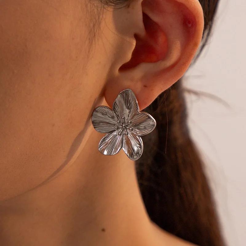 New Fashion Metal Flower Big Hoop Earrings for Women Trendy Large Statement Jewelry Gift