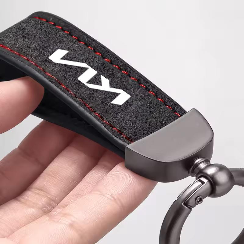 2026 Het Bilklistermärke Mockaläder Bilnyckelring Nyckelring Hänge För KIA Rio Soul Seltos Niro Forte K5 K3 Sorento Stinger Sport