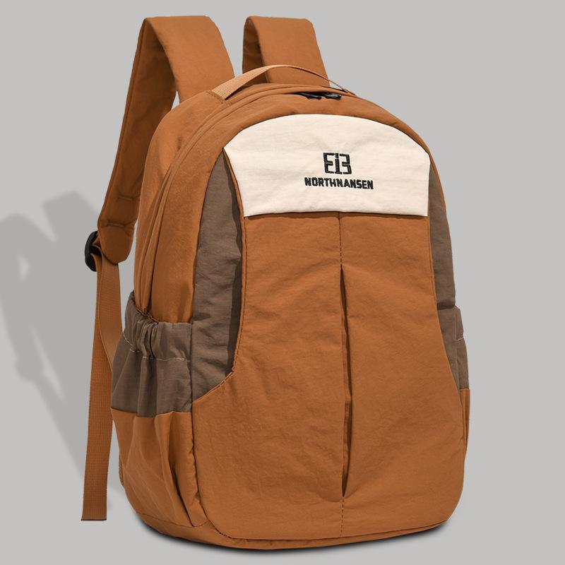 Schoolbag1011 new outdoor backpack women's light travel backpack student spring outing commuter small backpack body leisure mountaineering bag