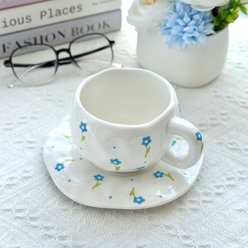 

Набор керамических кофейных чашек и блюдец Shangqi с цветочным узором