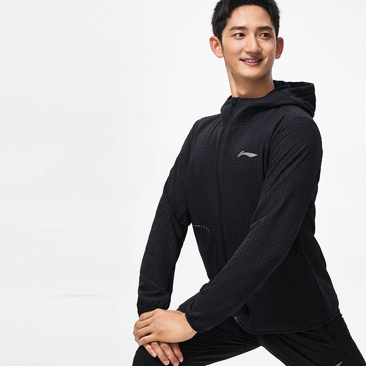 Li Ning Running Series Logo Print Reflective Fleece Thick Sports Jacket Men Jackets Black AFDT623-1