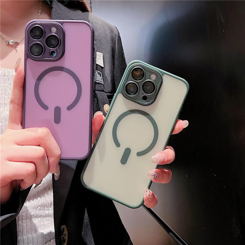 Applicable to Apple 17promax skin magnetic suction 15 mobile phone case iphone16pro matte protective cover 14p fine hole