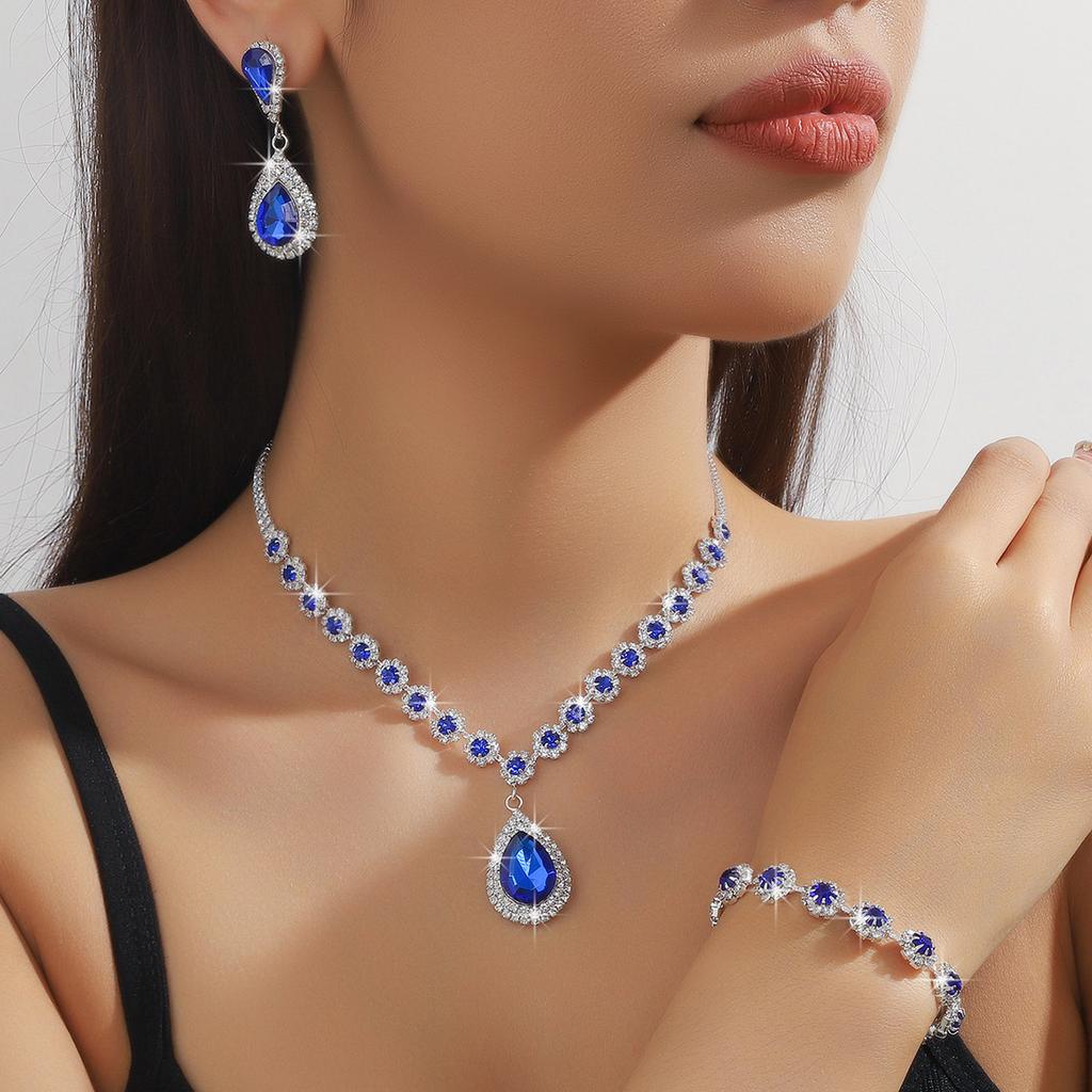 Jewelry Set Premium Three-piece Set Chain Accessories Necklace Stud Earrings Bracelet Fashion Versatile Dress Accessories