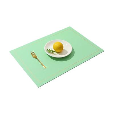 Quadratisches Leder-Platzset im nordischen Stil, zweifarbig