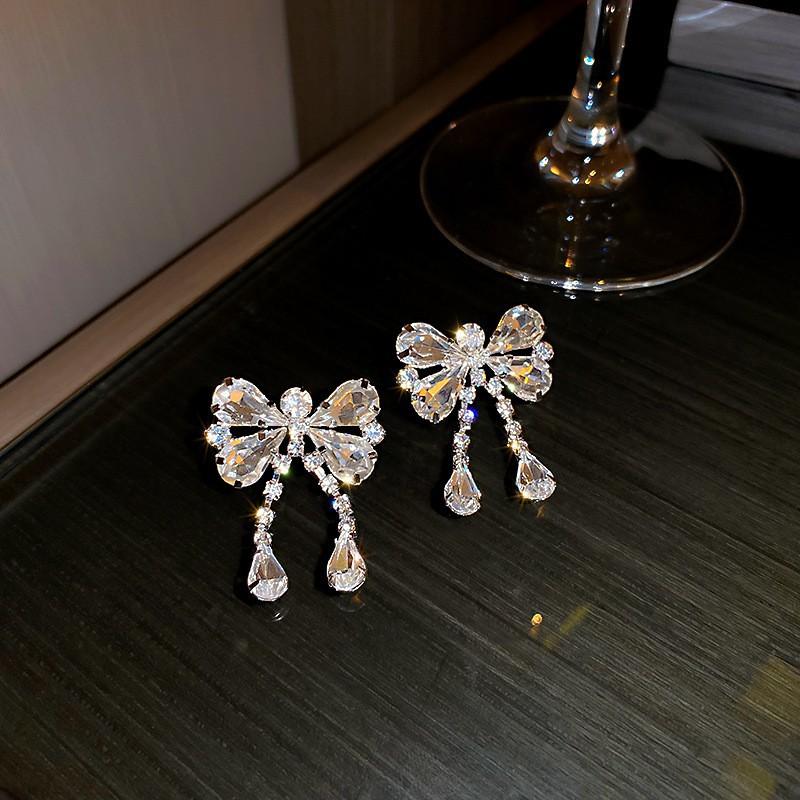 Silver Needle Korean Diamond Bow Earrings Versatile Fashion Temperament Earrings Niche Design Earrings Light Luxury Premium Sense