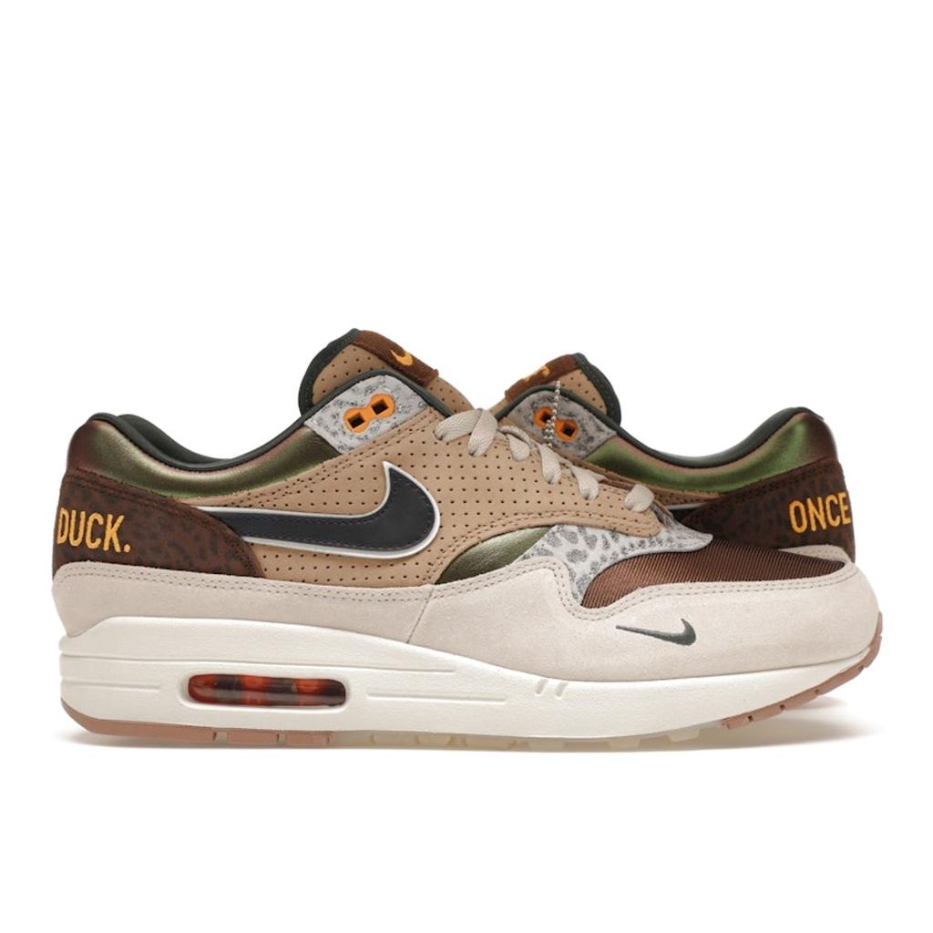 Nike Air Max 1 87 Premium University of Oregon PE Herren Sneaker Tan Hanf University-Gold HQ2640-200