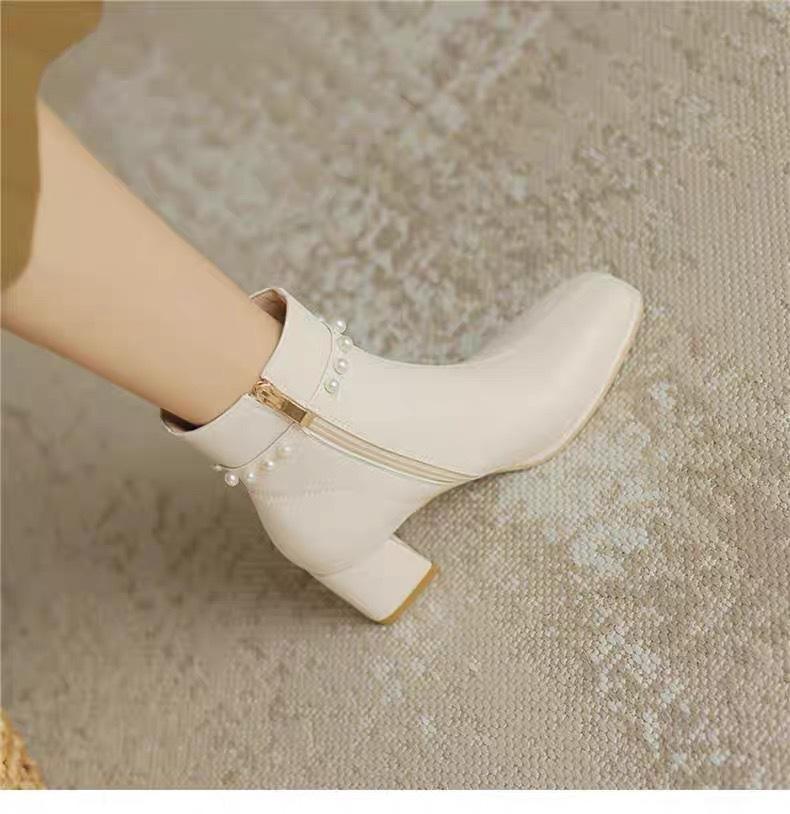 Short Boots Women's 2025 Autumn Internet Celebrity New Low Tube Elastic Thin Women's Boots Thick Heel British Fashion Martin Boots