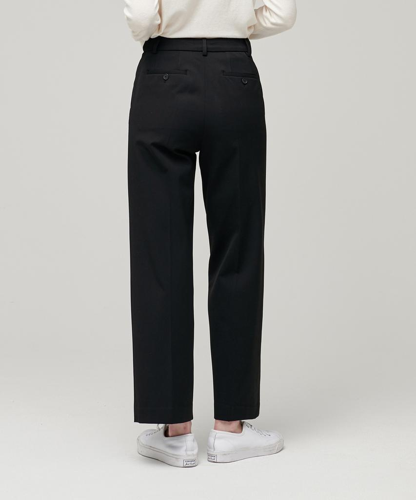 MUSINSA STANDARD WOMAN Women'S Heavyweight Fleece-Lined Straight Hidden Elastic Waist Slacks [Black]